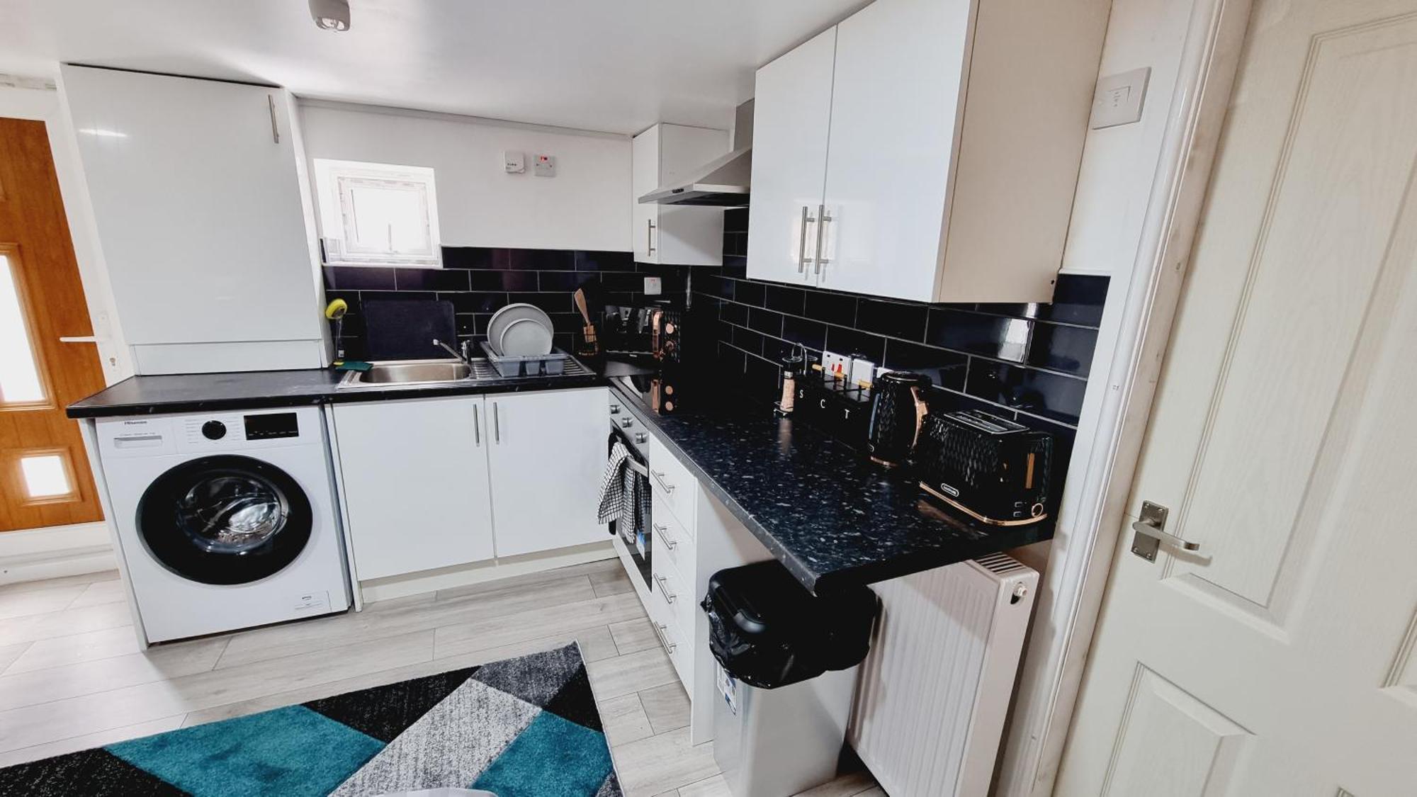 Hotel Bright Sunny, Double Bed With Garden, Tv And Wi-Fi Leeds  Exterior foto