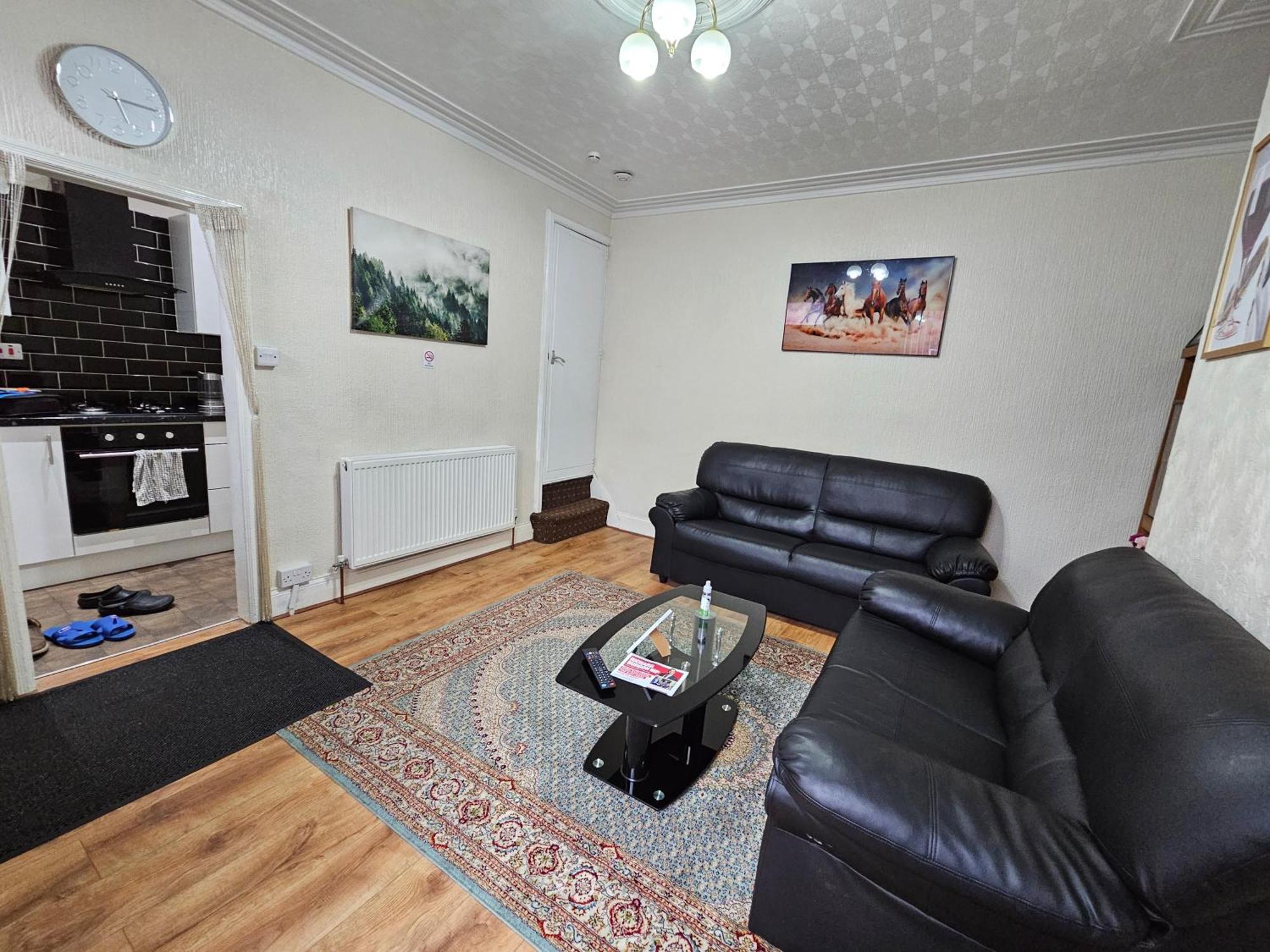 Hotel Bright Sunny, Double Bed With Garden, Tv And Wi-Fi Leeds  Exterior foto